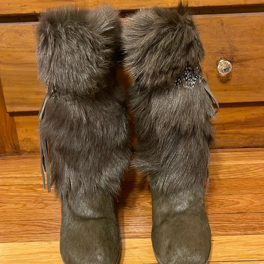 BearPaw Boots Brown winter boots women’s size Size 10
